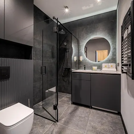 Mini-hotel Near Les Kurbas Theatre Apartment Lviv