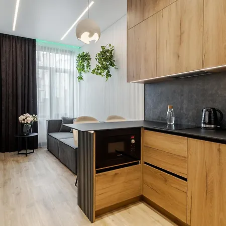 Mini-hotel Near Les Kurbas Theatre