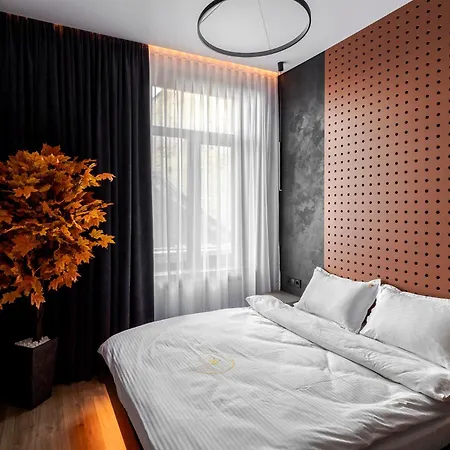 Mini-hotel Near Les Kurbas Theatre 리비프