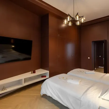 Mini-hotel Near Les Kurbas Theatre 아파트