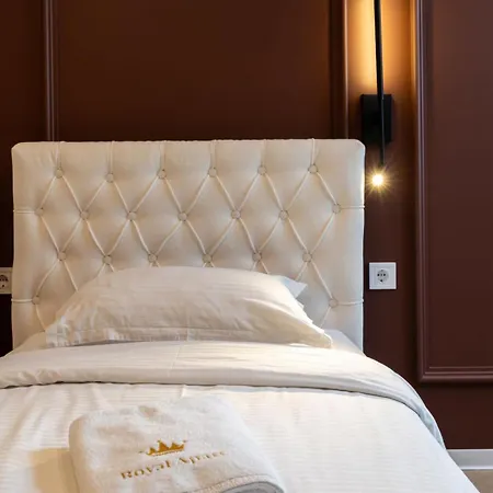 아파트 Mini-hotel Near Les Kurbas Theatre