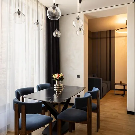아파트 Mini-hotel Near Les Kurbas Theatre