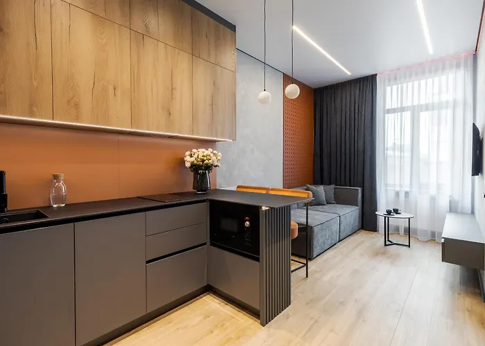 Mini-hotel Near Les Kurbas Theatre Apartament