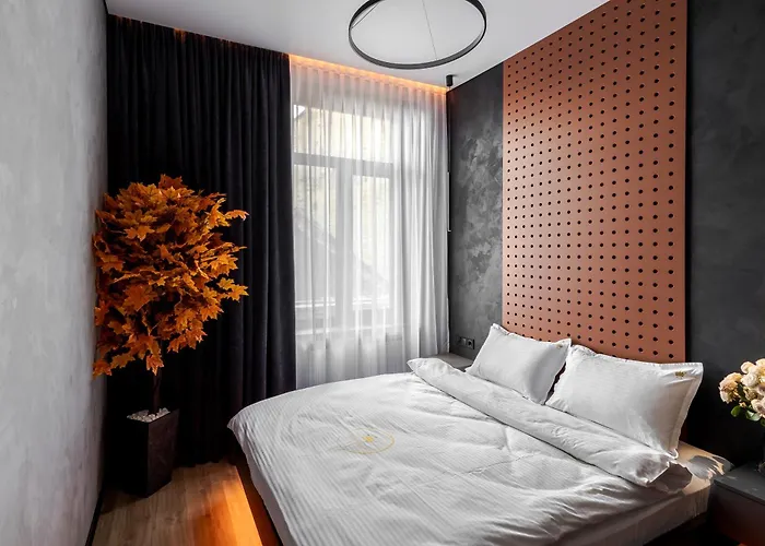 Mini-hotel Near Les Kurbas Theatre לבוב